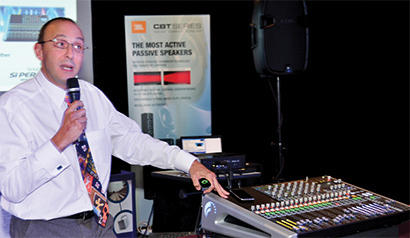 Soundcraft product manager Richard Ayres unveils the new Performer Si console. Watch the video on FOH-TV.