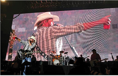 Toby Keith at Oklahoma Twister Relief Concert. Photo by Nate Billings, The Oklahoman, copyright 2013