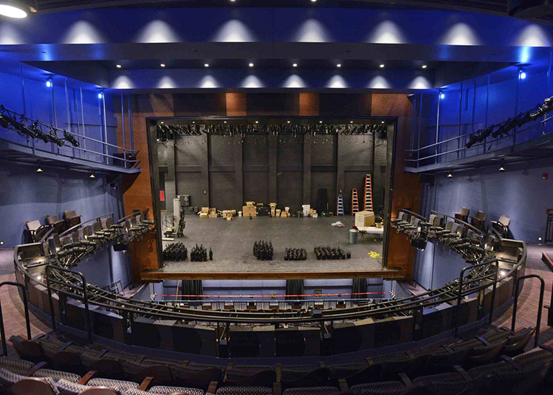 The MainStage Theatre at WSCU features a Fulcrum Acoustic rig.