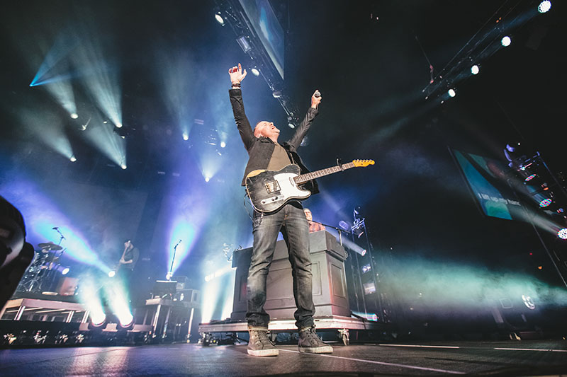 Chris Tomlin tour photo by Sara Bill