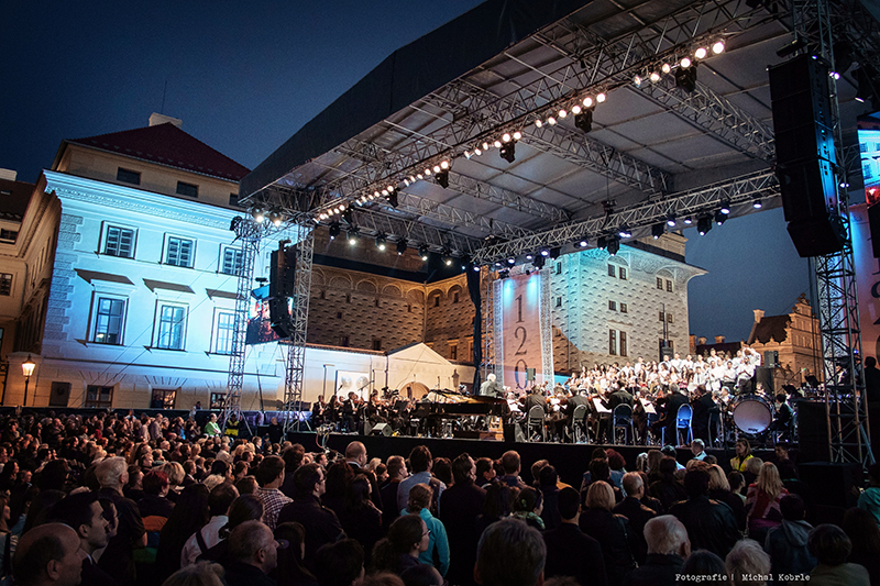 VHD5.0 system in a Czech Philharmonic performance in Prague(c) Michel Kobrle