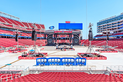 The two delay towers farthest from the stage did double-duty, supporting left/right rear surround speaker hangs used for the quadraphonic mix.