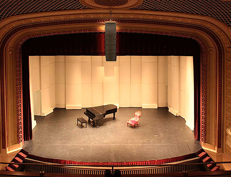 The Orpheum Theatre in Galesburg, IL now sports an RCF HDL10-A line array system.