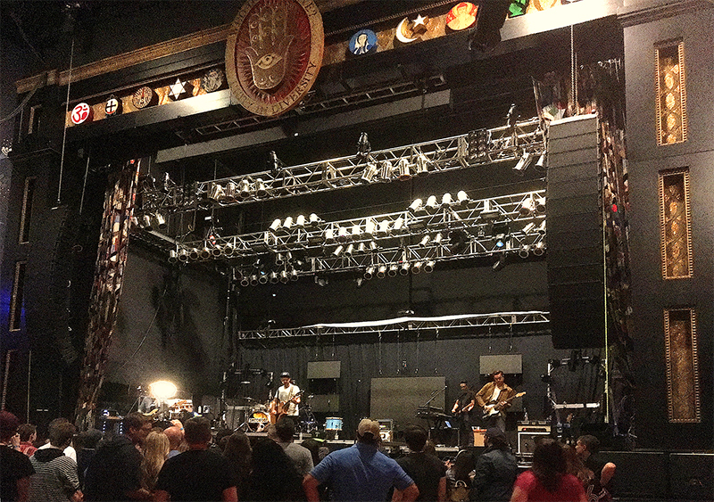 Sound check for Switchfoot at Dallas’ House of Blues, with a 14-box/side ShowMarch hang.