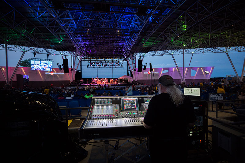 The SD5 drove an L-Acoustics system with six K1 elements over four K2 per side.