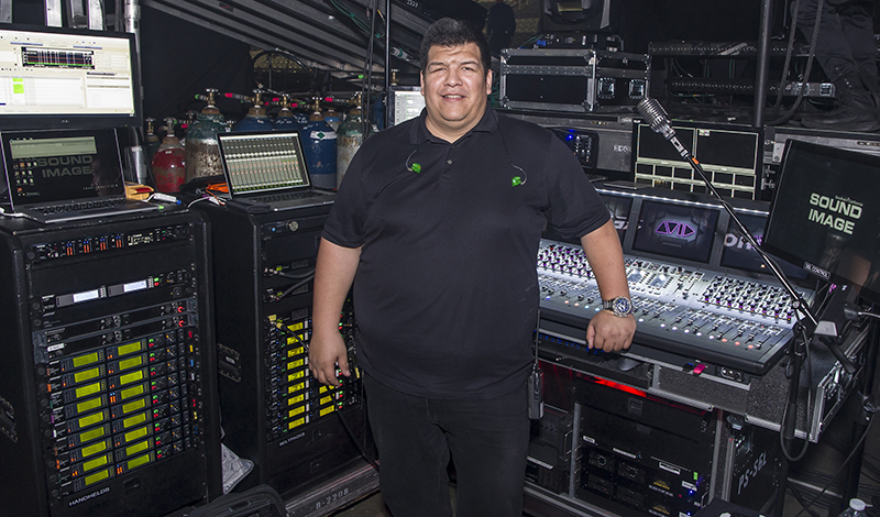  Eddie Caipo, Monitor Engineer. Photo by Steve Jennings