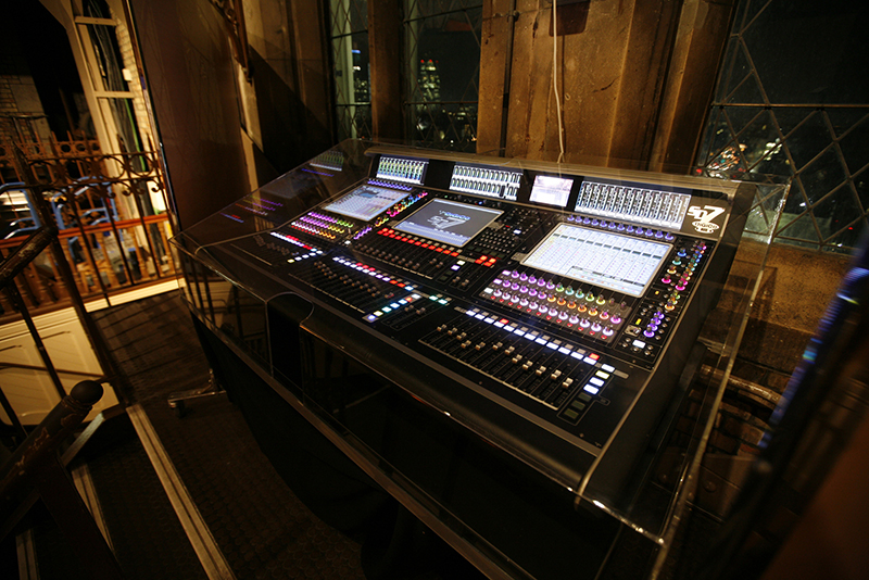 The DiGiCo SD7 Perspex console