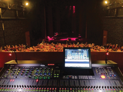 Vincent Voyron, longtime sound engineer for Canadian singer Natasha St Pier, got the chance to use an Innovason Eclipse for her performance at the concert hall in Arques, France