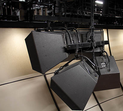 A cluster of EAW QX Series loudspeakers, attached via APE Hanger Series Rigging, at the newly constructed J.W. MacGorman Chapel on the campus of the Southwestern Baptist Theological Seminary (SWBTS) in Fort Worth, Texas