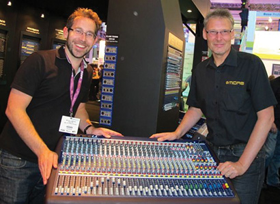 Lake of Stars director Will Jameson (left) accepts the VeniceU from Richard Ferriday, Midas brand manager (right)