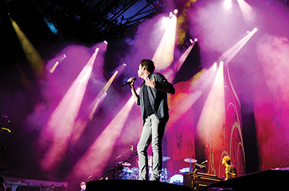 Delicate Productions provided a Martin MLA system for Train