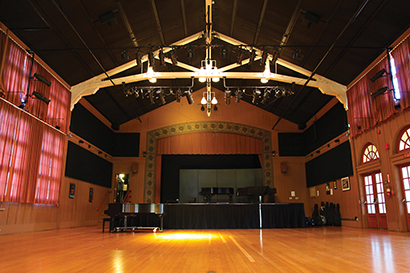 Crowden School installs Meyer Sound Constellation system