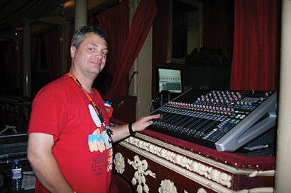 Gert Sanner from Harman with the new Soundcraft Si Performer. 