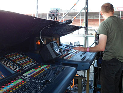 The FOH mixers included a Midas PRO2 and PRO6 
