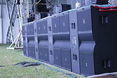 Premier Sound Services provided a JBL VTX line array system at the Voodoo Experience festival in New Orleans.
