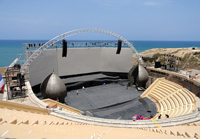 The Outline gear needed to perform well in a variety of acoustic environments.