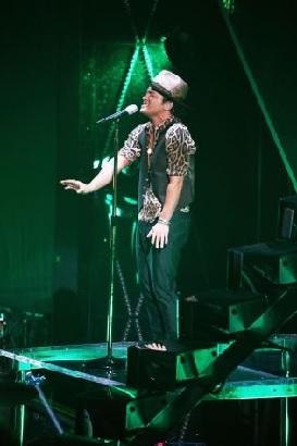 Bruno Mars Moonshine Jungle Tour