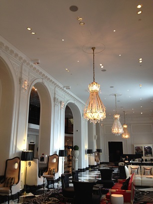 W Lobby 3