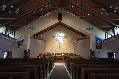 Hope Presbyterian Church in Austin, Texas, which recently received an audio system upgrade from Dickensheets Design Associates featuring components from Bose Professional Systems (RoomMatch RM215 subwoofer, RM9010, RM9060 and RM12040 array modules, powered by two PowerMatch PM8500N amplifiers). Photo courtesy of Dickensheets Design Associates. © 2013