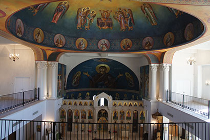 Transfiguration Greek Orthodox Church in Austin, Texas, which recently received an audio system upgrade from Dickensheets Design Associates featuring components from Bose Professional Systems (a single RoomMatch RM7040 array module, powered by one Bose PowerMatch PM8500N amplifier). Photo courtesy of Dickensheets Design Associates. © 2013