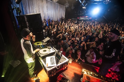 Red Bull Thre3 Style
