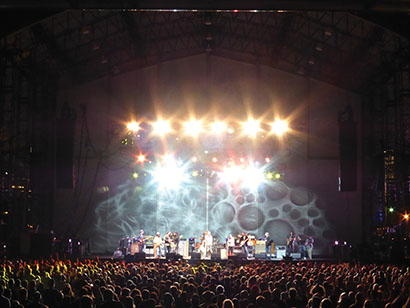 The Black Crowes perform in Chicago earlier in 2013
