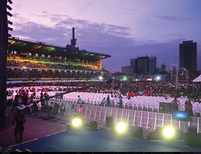 Outline distributor and sound rental company Cytech World Communication provided 30 GTO C-12 line array elements, two underhung GTO-DF (down-fill) modules, 16 DBS 18-2 and four LAB 21 HS subwoofers. 