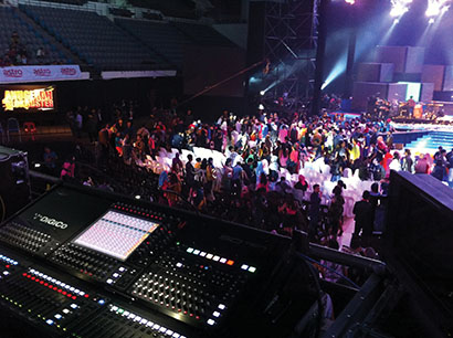 DiGiCo’s SD10 at FOH for a major production titled Anuar Zain’s Three Decades of, Music, Love and Passion. The concert, featuring the singer famed for also serving as a steward for Malaysian Airlines, filled 8,000-capacity Stadium Melawati on Feb. 16.