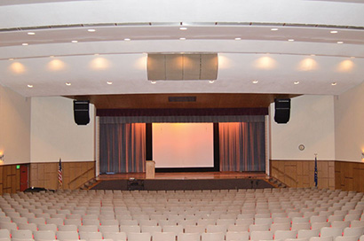 The 950-seat auditorium used by Wabash City High School and Middle School in Wabash, Indiana, featuring a RoomMatch sound system from Bose Professional Systems. Photo courtesy of Andrew Van Veld, Circle City Audio. © 2014.
