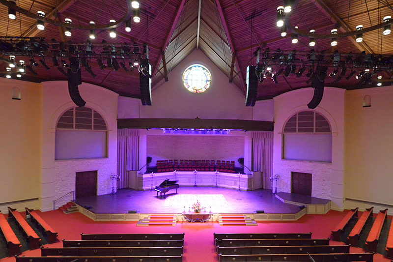 In Fort Worth, Christ Chapel Bible Church Installs L-Acoustics KARAi System