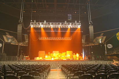 Lee Brice Concert at the University of Oregon Supported by Meyer Sound LYON System