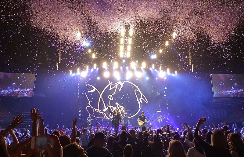 Lady Antebellum performing at Toronto’s Air Canada Centre on Sound Image’s K1 system