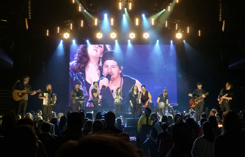 Tour openers Kip Moore and Kacey Musgraves join Lady Antebellum onstage