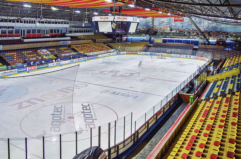 Community R.5 Loudspeakers at Znojmo Winter Stadium in Znojmo, Czech Republic