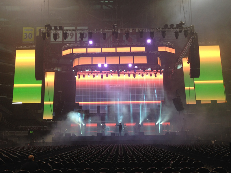 Delicate Productions provided a Martin Audio MLA system for the Reventon Super Estrella 2014 concert at the Staples Arena in Los Angeles