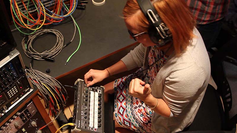 Blackbird Academy Studio Engineering Program Integrates Roland’s Personal Mixing System