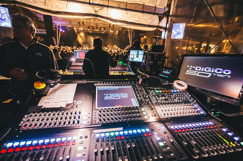 A pair of SD10s at Summerfest’s Miller Lite Oasis. Photo by Sara Bill.