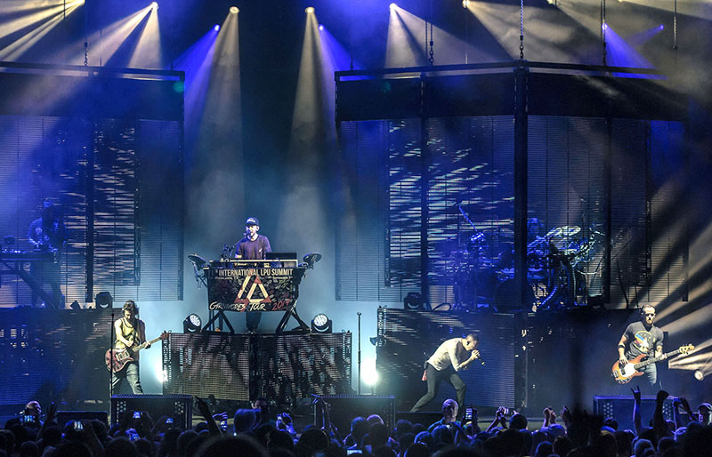 Linkin Park live, on tour with 30 Seconds To Mars and AFI. Photo by Vic Wagner