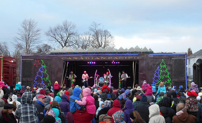 CP Holiday Trains Raise Money, Food, and Awareness with Meyer Sound