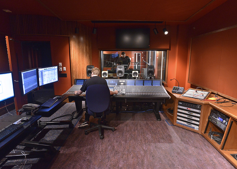 Masque Sound Teams with Jaffe Holden for PAC at Western Connecticut State University. Pictured here, the VPAC recording studio. Photo by Peggy Stewart