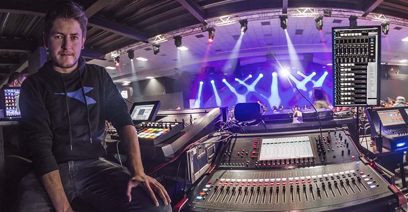 FOH Engineer Hugo Pinzon