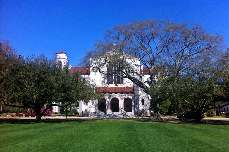 Prestigious institution installs TrueLine line array system in Summerall Chapel