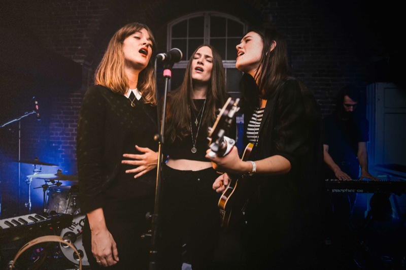The Staves (c) Daniel Alexander Harris
