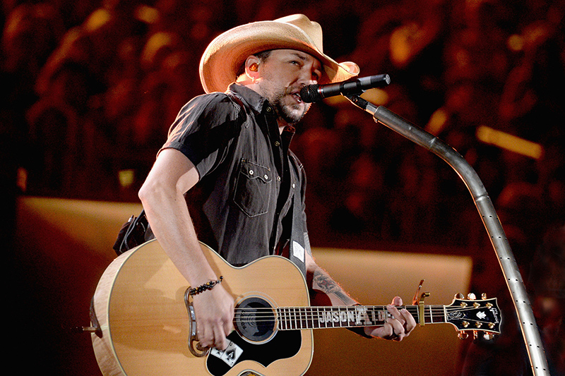 2015 ACM Awards Male Vocalist of the Year winner, and Audio-Technica endorser, Jason Aldean, performing at the 50th Academy of Country Music (ACM) Awards on Sunday, April 19, 2015, using Audio-Technica’s acclaimed Artist Elite® 5000 Series UHF Wireless System with the AEW-T6100a Hypercardioid Dynamic Handheld Transmitter. Photo by Mike Windle/Getty Images. (These photos are the property of Mike Windle/Getty Images and may be used by the press only for the purpose of one-time reproduction. Unauthorized use, alteration or reproduction of these photographs is strictly prohibited.)