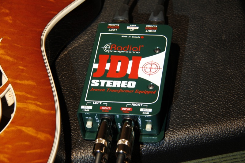 The JDI Stereo is perfect for sending the pure bass signal to a PA system. Use the 'thru' connectors to feed two channels on your amp