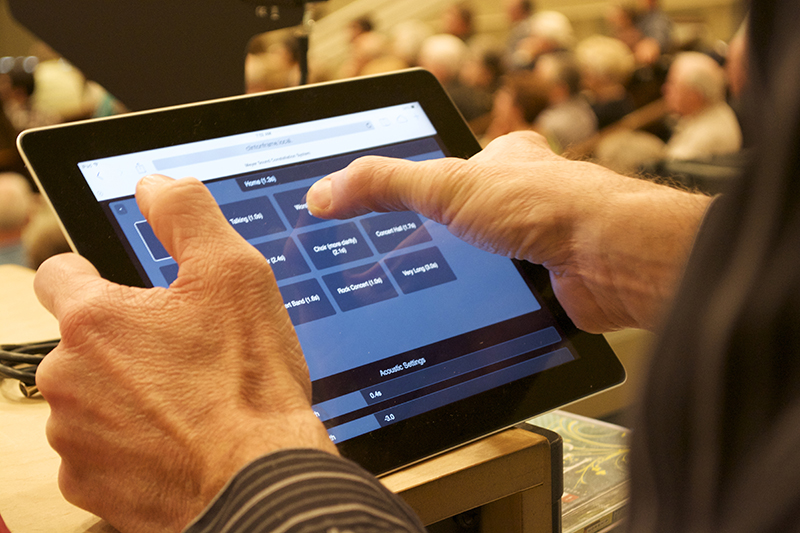 Clinton Frame ipad control