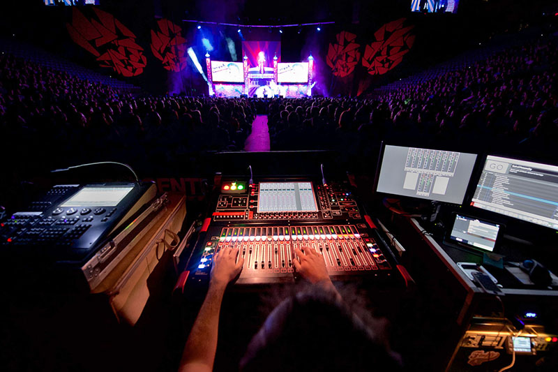 Geoff Hidden mixing “Fluffy” on the new DiGiCo SD9