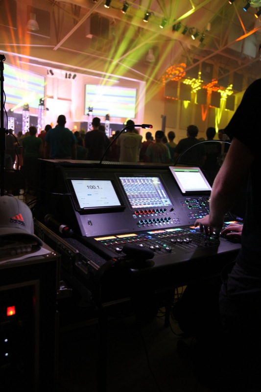 An audio engineer from Inspirmedia operates the Roland Professional A/V Division’s new M-5000 Live Mixing Console at a recent event in Denver. (c) Inspirmedia 2015. 