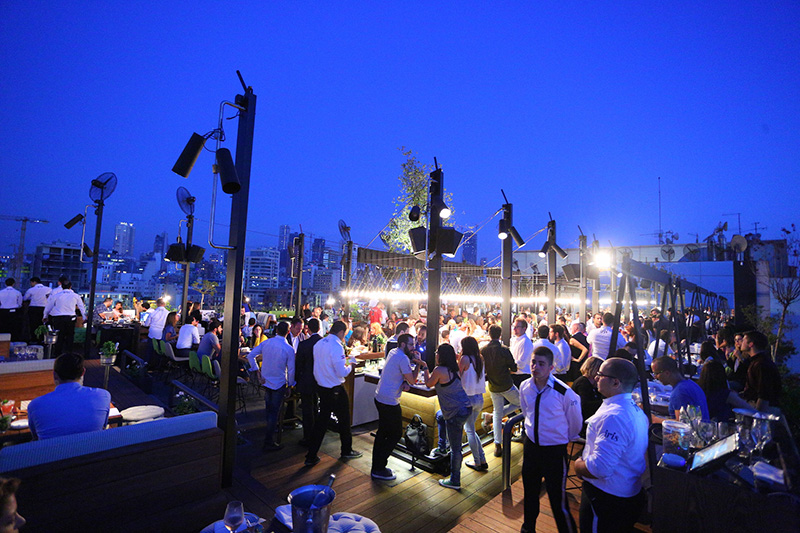 Iris restaurant-bar in Beirut