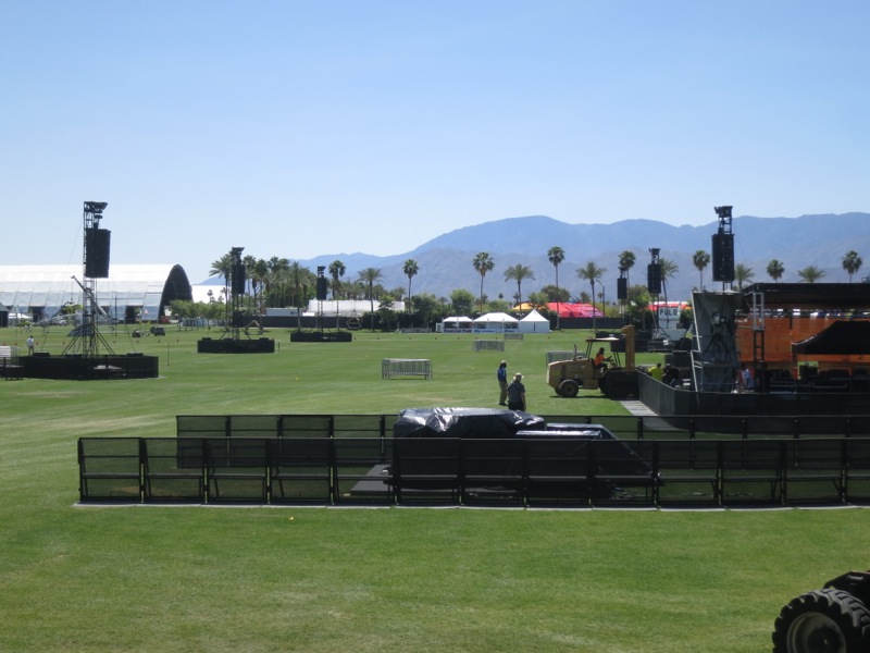 Robust and reliable network routes high-quality, low-latency live sound across 32 delay positions to support large festival crowds